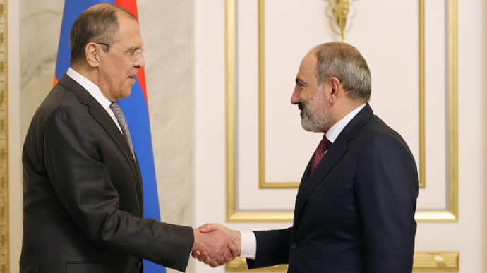 МЗС РФ розкритикував прем’єра Вірменії за розворот від Росії