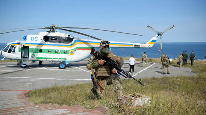 Пограничники и ВМС в Черном море учились отражать агрессию