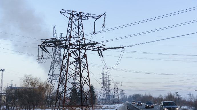 Залишаємось у графіках: чого чекати зі світлом Києву й Дніпропетровщині 20 січня 