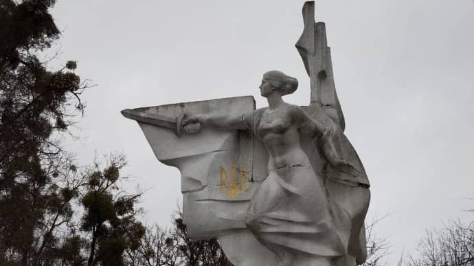 Львовская область избавилась от всех советских памятников – власти