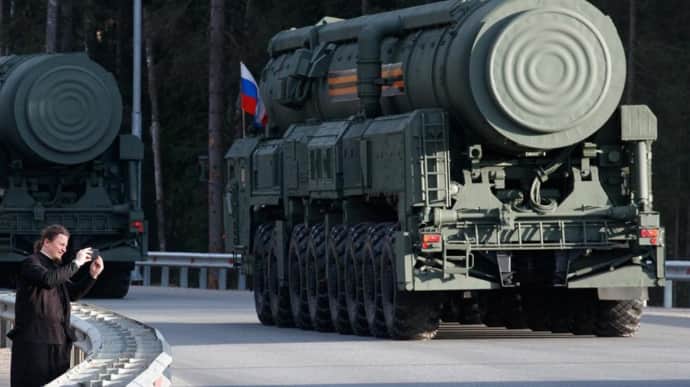 США тщательно готовились к применению ядерного оружия России по Украине - СМИ