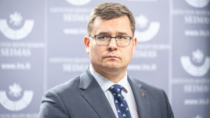 Lithuanian defence minister promises aid for Ukraine will increase
