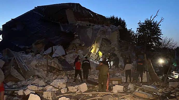 Russians hit suburbs of Dnipro: 13 injured, including child, people under rubble