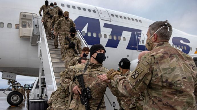 51% американцев не одобряют действия Байдена по выводу войск из Афганистана – Reuters