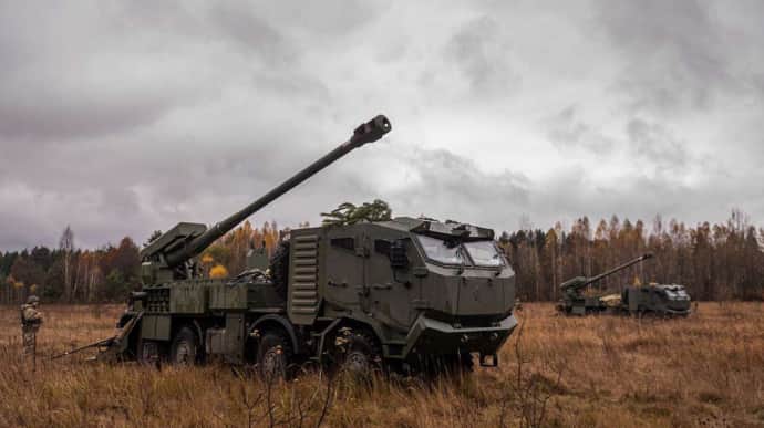 Ukrainian forces receive 18 domestically-made Bohdana howitzers funded by Denmark