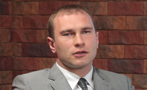 Вдова вбитого екс-депутата Жука перебуває в РФ - поліція
