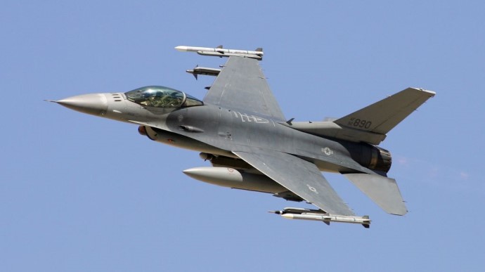 США підтвердили участь у коаліції винищувачів. Держави обговорять, коли дати F-16 Україні