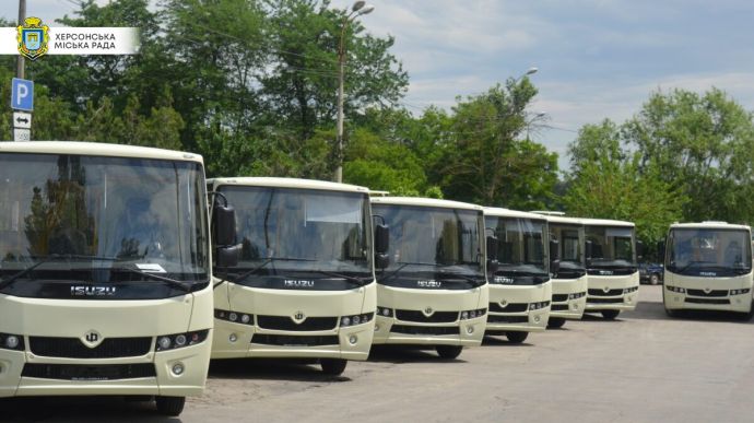 Occupiers relocate Kherson public  transport vehicles to Crimea – General Staff report