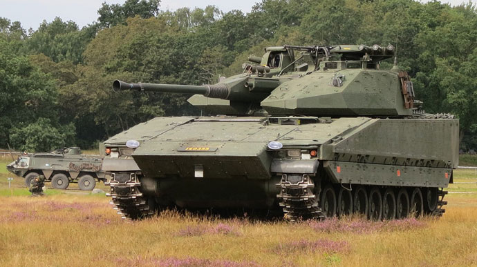 Чехія схвалила свій найбільший військовий контракт на 246 бойових машин CV 90