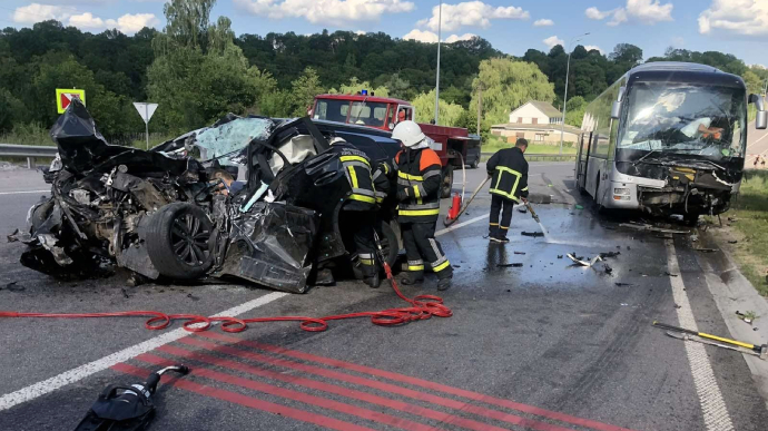 В Винницкой области произошла авария с участием чешского автобуса: 4 человека погибли