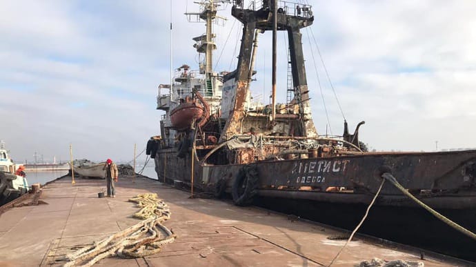 АМПУ скрыла разлив нефти в Черное море – Госэкоинспекция