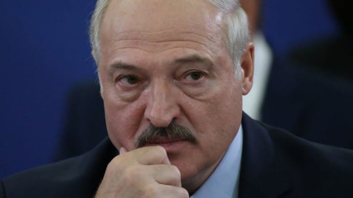 Евросоюз отменил упрощенную выдачу виз чиновникам режима Лукашенко
