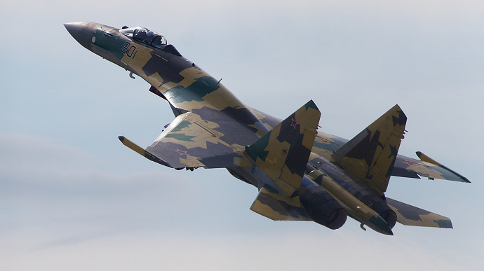 Russian Su-35 fighter jets drop bombs on Chernihiv Oblast 