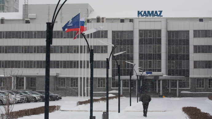 Russian Kamaz imports spare parts from Austria