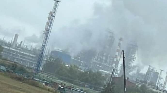 Explosion rocks one of Russia's largest refineries: fire breaks out