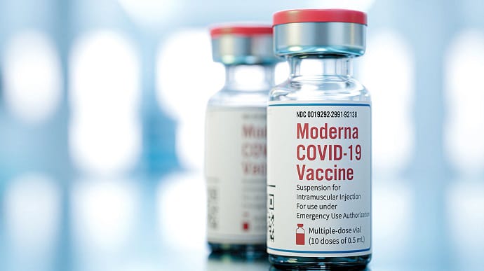 Штати досліджують зв'язок рідкісної хвороби зі щепленням вакциною Moderna