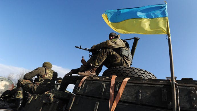 США медлит с предоставлением Украине военной помощи – NBC