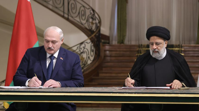 Лукашенко в Ірані підписав дорожню карту співпраці до 2026 року