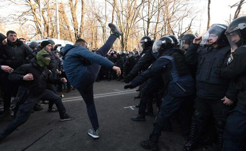 50% українців не готові до протестів – опитування