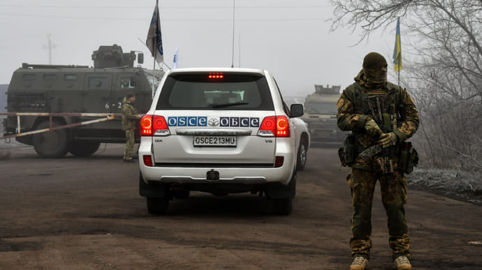 Окупанти захопили членів місії ОБСЄ: вимагають відпустити затриманого бойовика