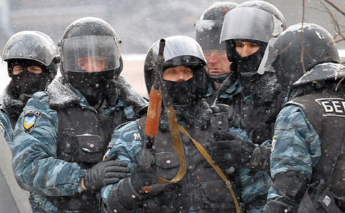 Беркутівцям, затриманим за розстріли 20 лютого, інкримінують теракт – ГПУ