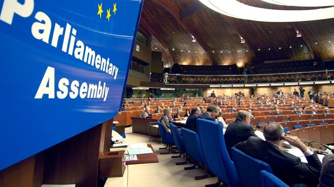 В Евросолидарности возмущены тем, что Порошенко исключили из состава делегации Украины в ПАСЕ