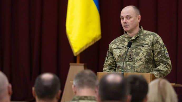 Ukraine's defence minister introduces new Medical Forces commander to Ukrainian military medics