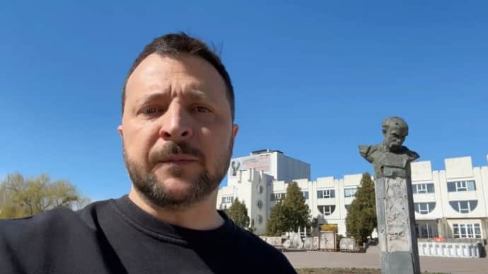 Zelenskyy records video address from Borodianka, says Ukraine will win 