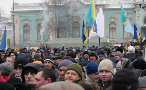 Часть сторонников Саакашвили пошла под ВР из-за штурма