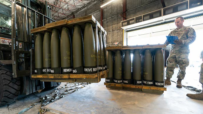 US increases production of 155 mm artillery shells up to 100,000 per month