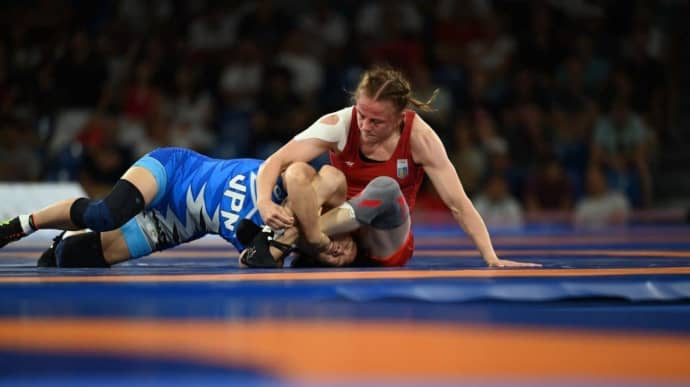 Ukrainian freestyle wrestler Iryna Koliadenko wins another silver at Paris Olympics