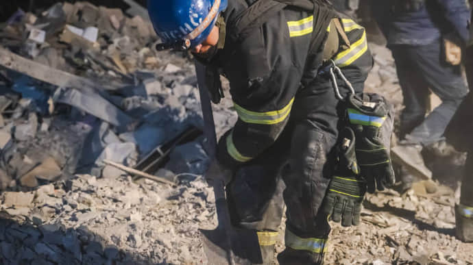 Body of child recovered from rubble in Pokrovsk district, search and rescue operation ongoing – photo