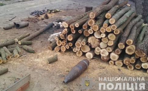 Во двор частного дома во Львовской области прилетел снаряд: идет следствие