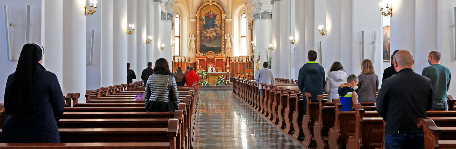 Как римо-католики пасхи святили: репортаж из киевского костела
