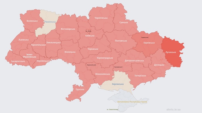 Майже по всій Україні була оголошена повітряна тривога