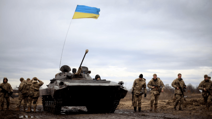 Окупанти гатили на Донбасі з гранатометів і мінометів — штаб  
