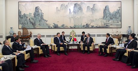 Янукович зустрівся з віце-премєром Державної ради КНР