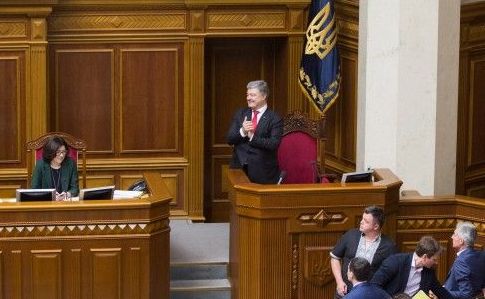 Закон об Антикоррупционном суде уже в Порошенко на столе