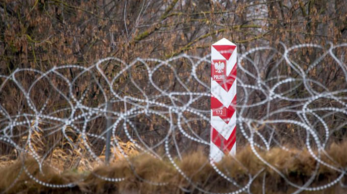 Украинцев задержали в Польше за пособничество мигрантам на границе с Беларусью