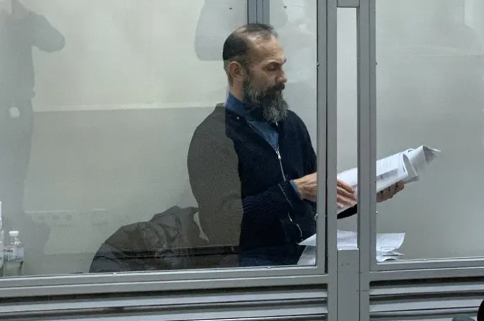 судья, Артур Емельянов, суд