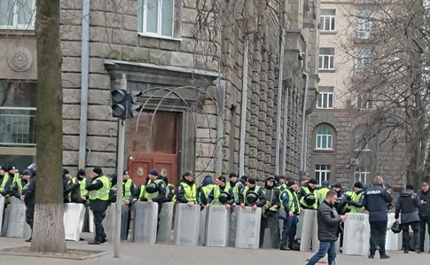 В субботу улицы Киева будут охранять 3 тысячи силовиков
