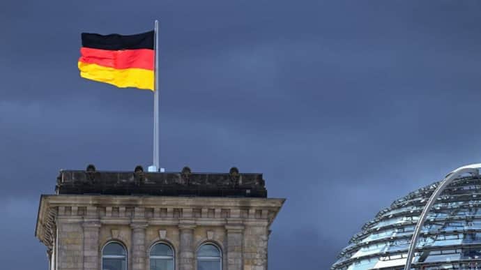 Ukraine and Germany hold two days of talks on security guarantees