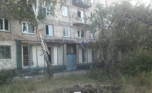 Бойовики обстріляли Новотошківське: пошкоджено 22 квартири