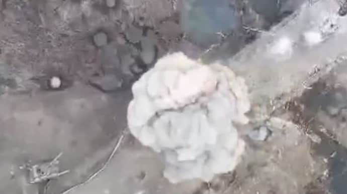 Ukraine's forces destroy bridge with Ratel S ground drone on Bakhmut front – video