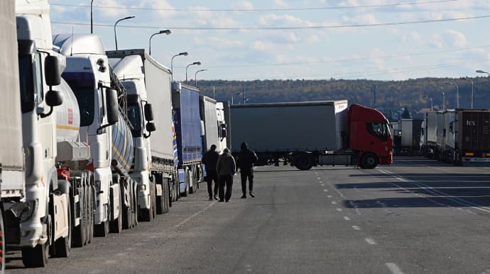 Польские перевозчики хотят 1 марта возобновить протесты на границе с Украиной