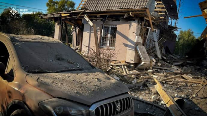 Debris from downed targets destroys and damages houses in Kyiv Oblast – photos