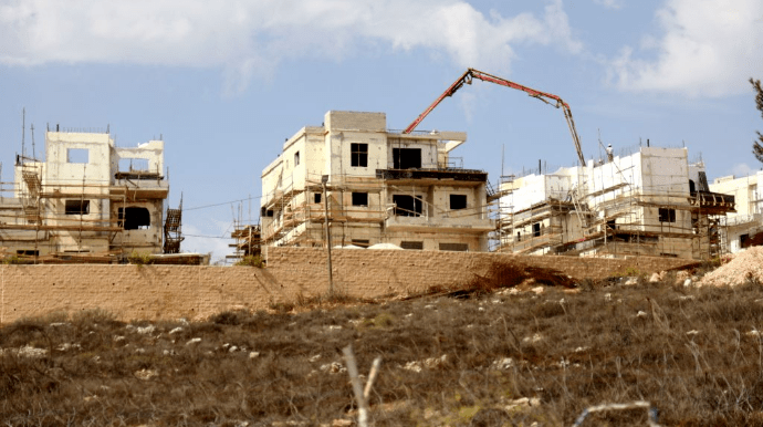 Израиль анонсировал строительство 1300 новых домов на оккупированном Западном берегу