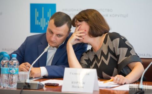 Голова Національного агентства з питань запобігання корупції Наталія Корчак та член агентства Олександр Скопич