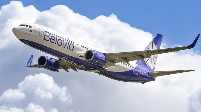 Белавіа заявила про скорочення авіафлоту через санкції