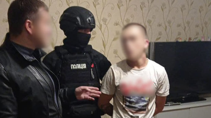 Банда псевдополіцейських у Києві займалася розбоями та вимаганням